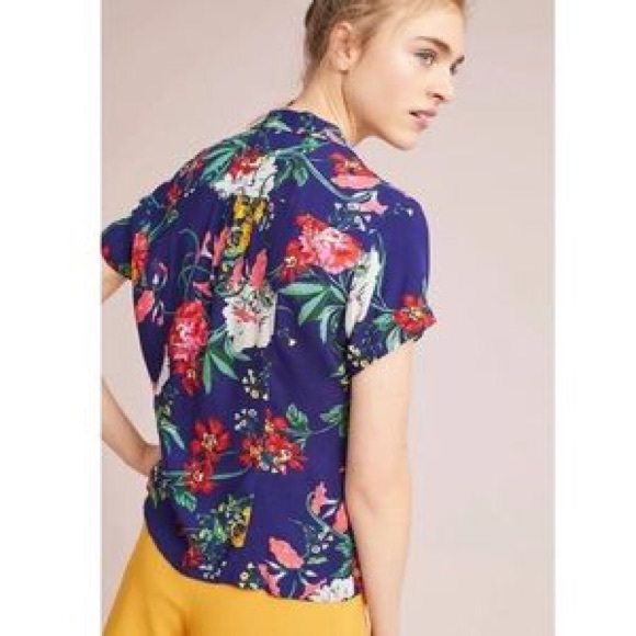 Maeve | By Anthropologie Hawaiian Print Short Sleeve Tie Front Top - Picture 3 of 7